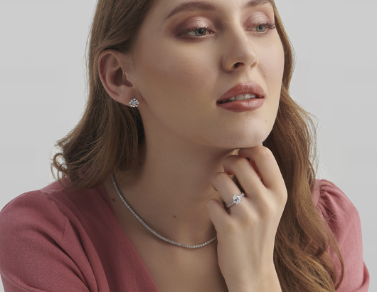 Emerald Cut Lab Grown Diamond Engagement Ring | Aelia